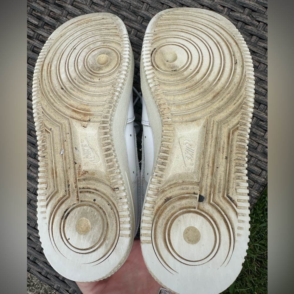 Nike Air Force 1 Low Top Women's Sneakers - Classic White $35 - Picture 5 of 6